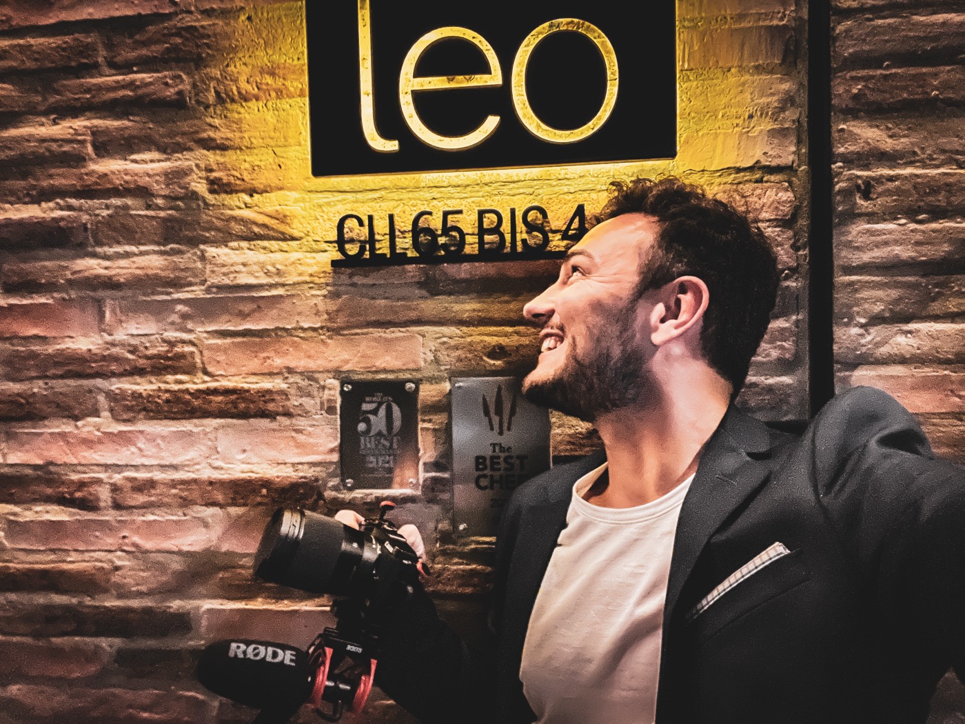 Leo · Bogotá